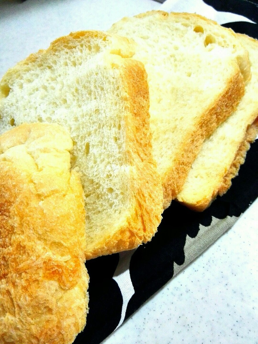 HB  コーンミールのふかふかパンの画像