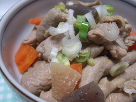 活力鍋で、豚モツ煮