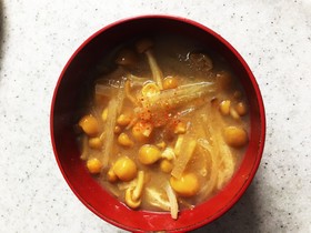 大根となめこの味噌汁 10分