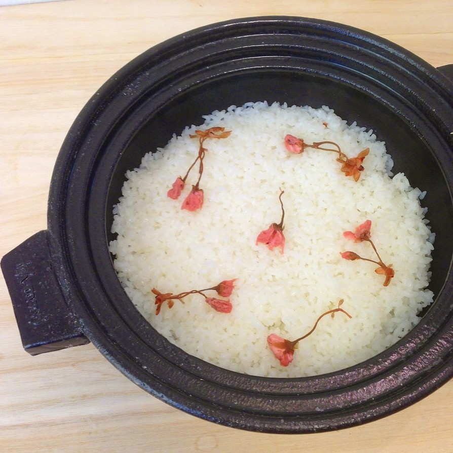 桜ごはん　炊き込みご飯　春レシピの画像
