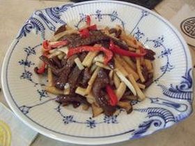 牛肉とエリンギのオイスターソース炒め