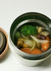 スープジャーのお弁当(簡単洋風スープ)