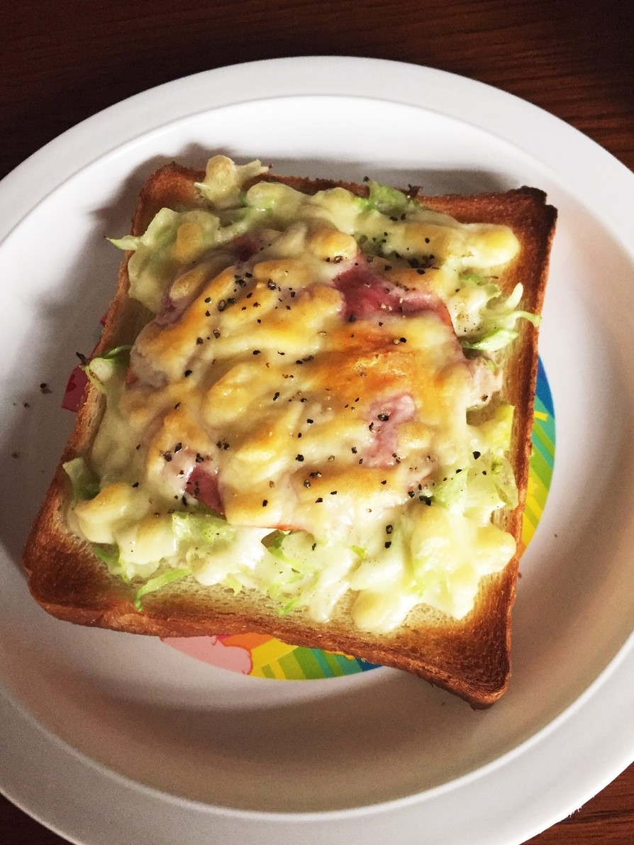 キャベツビアハムチーズトーストの画像