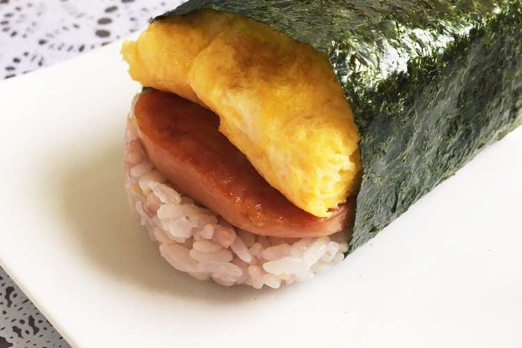 雑穀米のスパムおにぎり お弁当にも レシピ 作り方 By 森の食べ物屋さん クックパッド