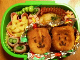 くまのラスク弁当(パンでキャラ弁)