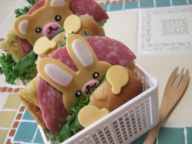 ロールパンでキャラパン