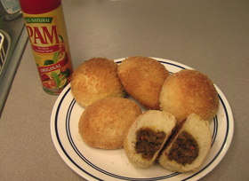 揚げないのでカロリー減だよ!カレーパン