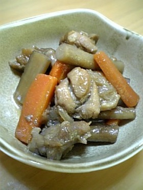 鶏とごぼうの素朴な煮物