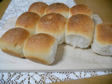 過発酵パン生地でちぎりパン。HB使用の写真