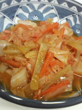 ツナとキャベツのトマト煮