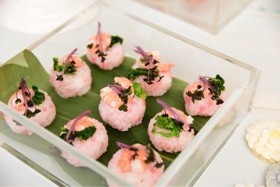 蒸し海老の手まり寿司の画像