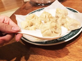 本格ジューシーな小籠包