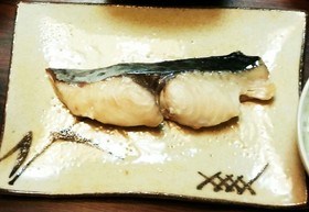 旬のさわらの焼き物