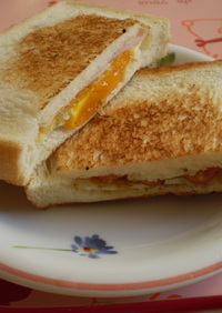 食パンで♡ポケットサンドイッチ