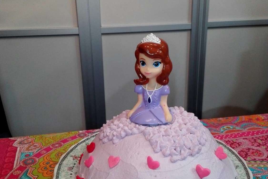 可愛いソフィアプリンセスドールケーキ レシピ 作り方 By プリンセス ヒロミン クックパッド 簡単おいしいみんなのレシピが378万品