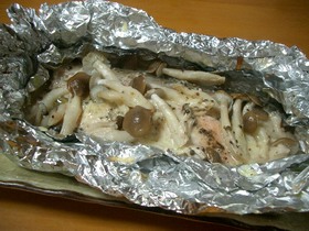 ✿きのこと鮭のホイル焼き✿
