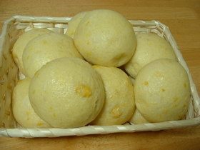 豆乳おからコーンの丸パン