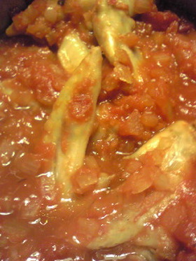 混ぜて煮るだけチキントマトスープ