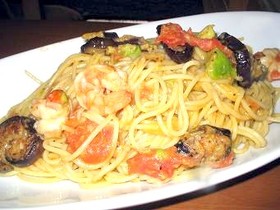 アボカドのトマトパスタ