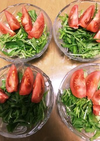 水菜とトマトのサラダ
