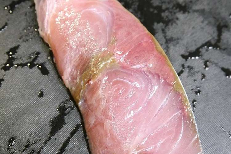 簡単 ぶりの下処理 骨の抜き方 レシピ 作り方 By だんどり亭 クックパッド 簡単おいしいみんなのレシピが360万品