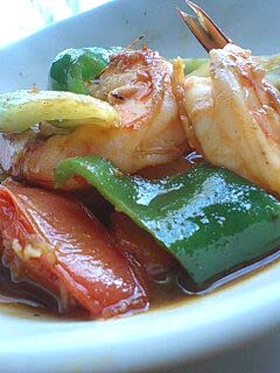えびのタイ風カレー炒め