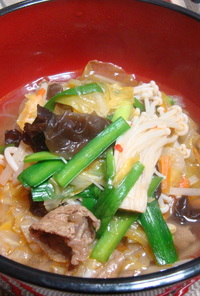辛旨！牛肉とキャベツのピリ辛中華スープ