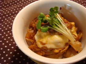 *中華風♥豚キムチのふわ玉丼*