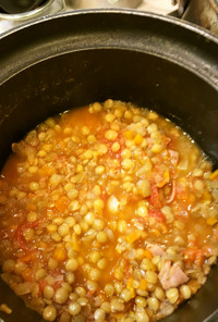 レンズ豆とトマトの煮込みスープ