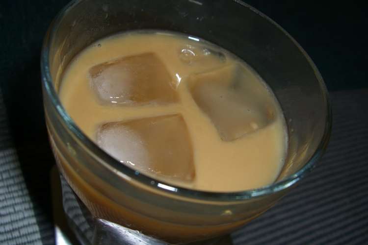 コーヒー牛乳で 簡単カクテル レシピ 作り方 By Saki1010 クックパッド 簡単おいしいみんなのレシピが374万品
