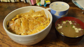 ファミチキで簡単・節約 親子丼