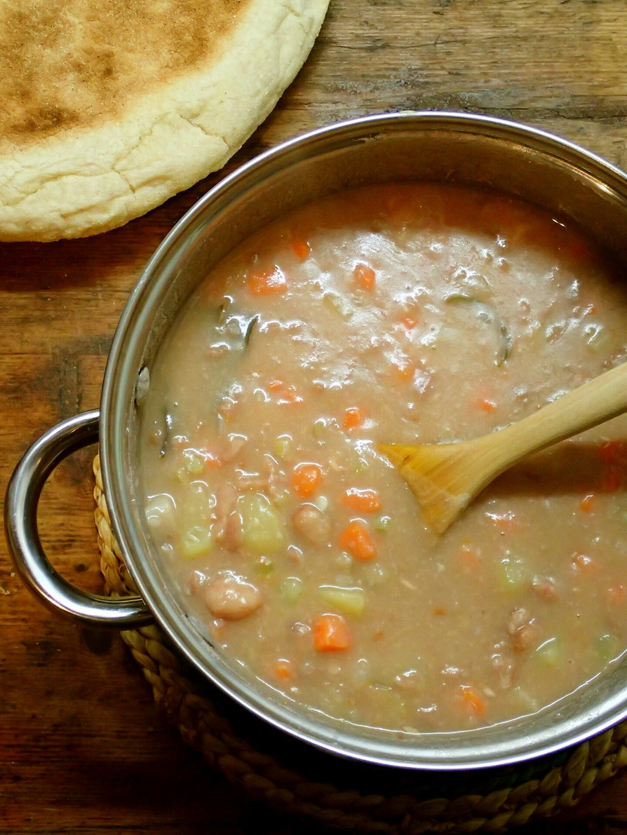 うずら豆のスープ(ミネストラ)の画像