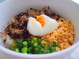塩昆布でひとりランチ!超簡単ビビンパ!
