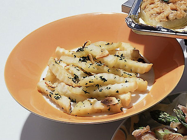 冷凍ポテト+にんにくのおつまみ