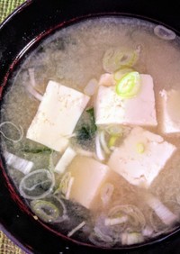 豆腐とワカメの味噌汁☆