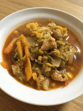 シャケ缶と野菜のケチャップ煮