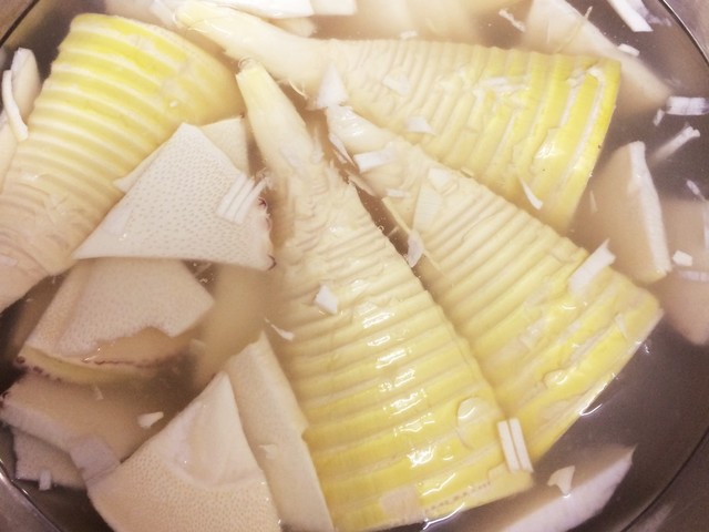 茹でない 簡単 たけのこのアク抜き レシピ 作り方 By 食いしん坊しのたん クックパッド 簡単おいしいみんなのレシピが353万品 茹でない 簡単 たけのこのアク抜き レシピ 作り方 By 食いしん坊しのたん クックパッド 簡単おいしいみんなのレシピが353万品