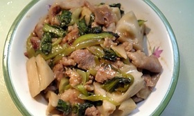 レンコンと豚肉のオイマヨ炒め