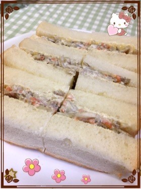 ごぼうサラダのサンドイッチ〜(^_^)vの画像