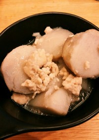 里芋とそぼろの塩煮