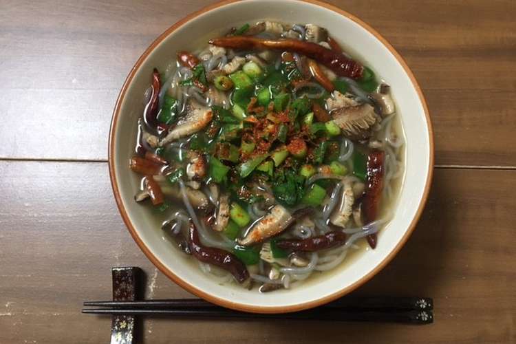 ダイエット 辛ラーメンのカップ風しらたき レシピ 作り方 By ぷぅチュケ クックパッド 簡単おいしいみんなのレシピが356万品