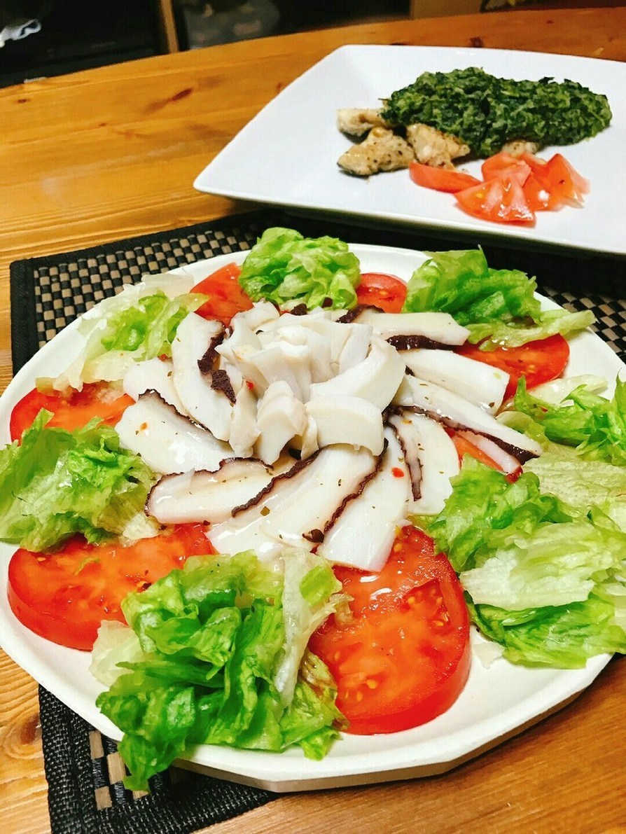 タコ頭のカルパッチョ風サラダの画像