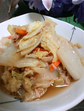 白菜とツナ缶だけ~の煮物