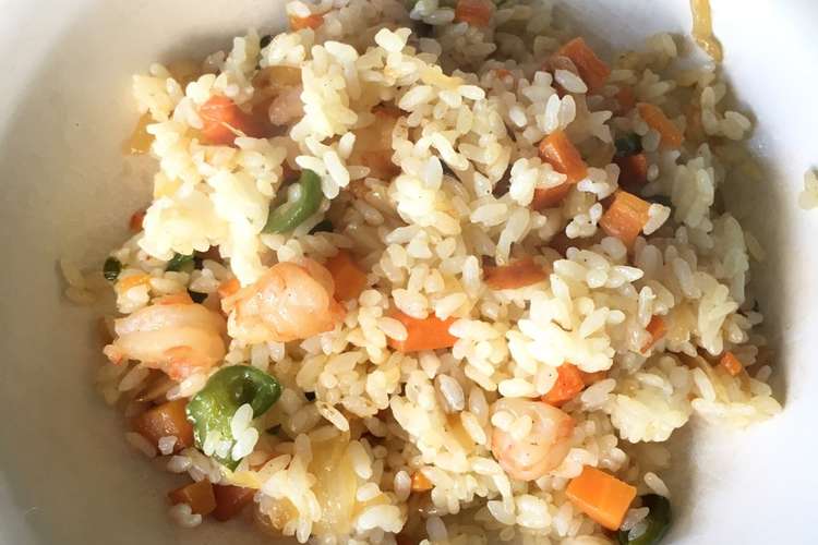 簡単 余りご飯でピラフ風ごはん レシピ 作り方 By まるまる02 クックパッド 簡単おいしいみんなのレシピが352万品