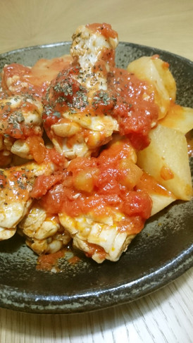 洋風煮物♡手羽元と大根の簡単トマト煮