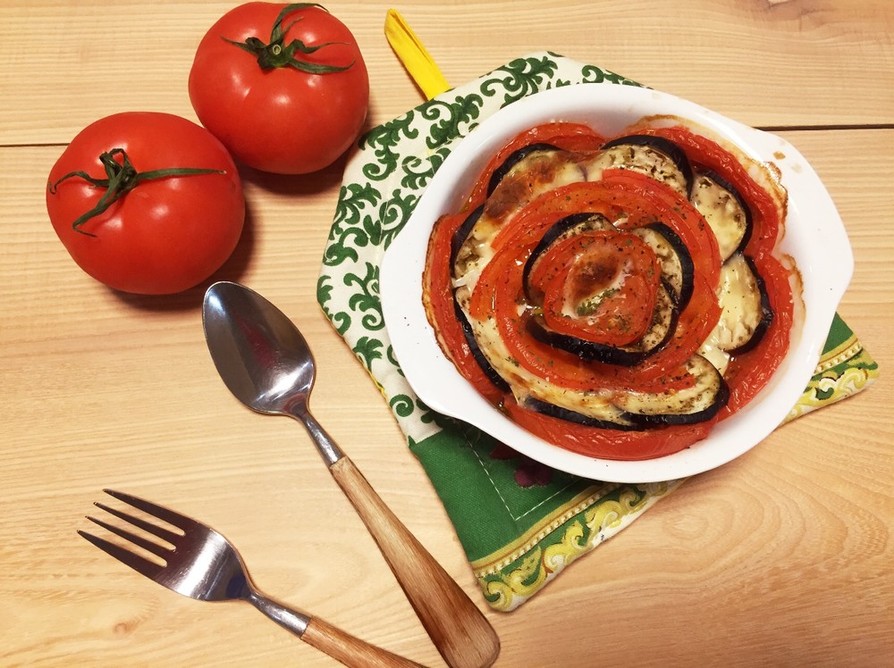 トマトとなすのチーズ焼きの画像