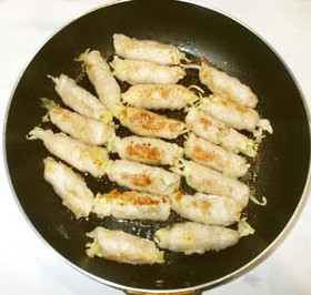 酢キャベツの肉巻き♪粒マスタード味