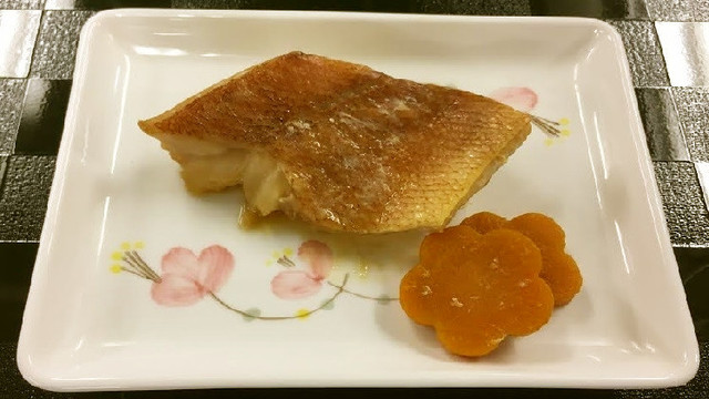 減塩 煮魚 レシピ 作り方 By 東大阪病院 クックパッド 簡単おいしいみんなのレシピが359万品