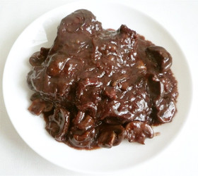 コッコーヴァン 鶏肉の赤ワイン煮込み
