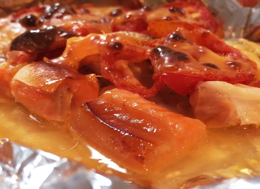 鮭とトマトチーズの重ね焼き❁*+の画像